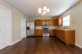 2274 Summerwood Ln in Greenwood, IN - Building Photo - Building Photo