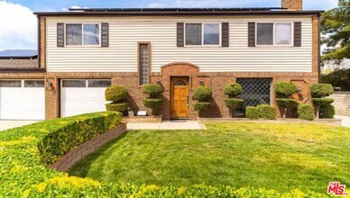 1058 W Ave K in Lancaster, CA - Building Photo - Building Photo