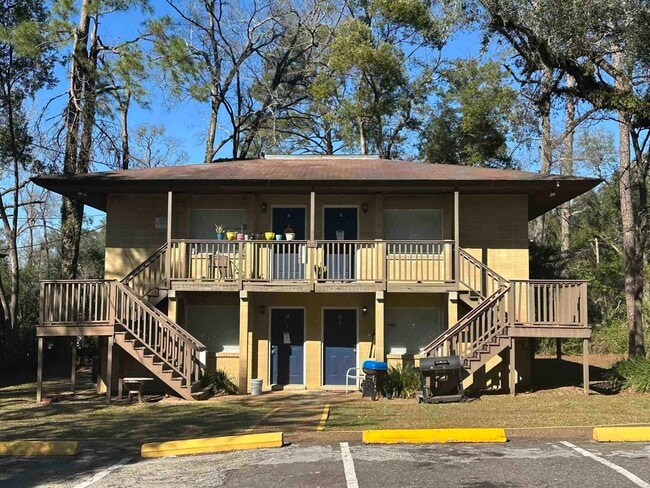 property at 2307 Columbia Ct