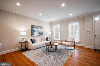 420 Cook St in Alexandria, VA - Building Photo - Building Photo