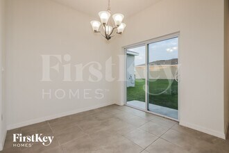 515 Crown Rose Dr in Bartow, FL - Foto de edificio - Building Photo