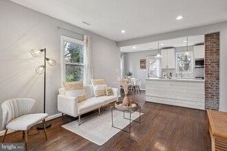 1404 Beaver Heights Ln in Capitol Heights, MD - Building Photo - Building Photo