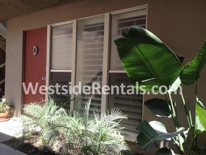 452 Rosecrans Ave, Unit B in Manhattan Beach, CA - Building Photo - Building Photo
