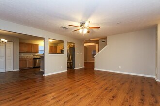 975 Needle Ridge Ln in Brownsburg, IN - Building Photo - Building Photo