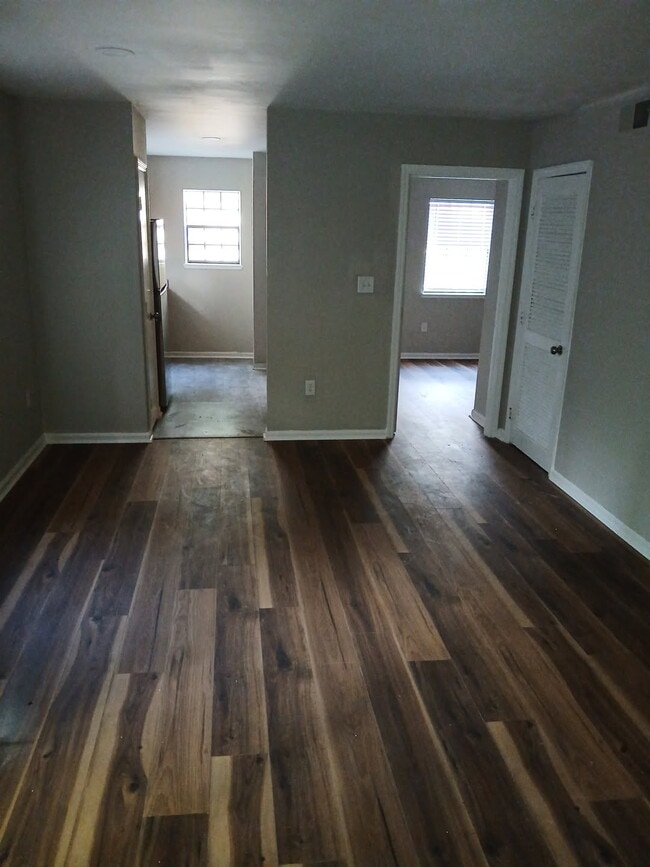 203 Clarendon St, Unit 203 in Orangeburg, SC - Foto de edificio - Building Photo
