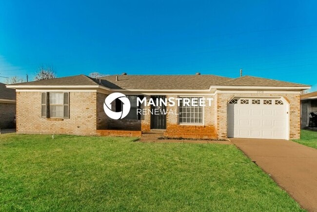 property at 1350 Ryanwood Ave