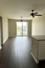 7517 Laureate Blvd in Orlando, FL - Building Photo - Building Photo