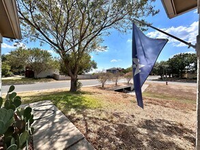 888 Brandi Cir in Kyle, TX - Building Photo - Building Photo