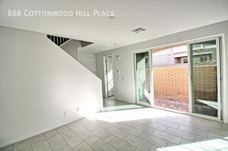 868 Cottonwood Hl Pl in Henderson, NV - Building Photo - Building Photo