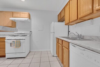 1804 Fayette Walk in Hoffman Estates, IL - Building Photo - Building Photo