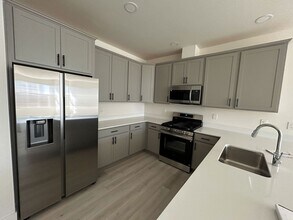 5061 Avon Ave in Loveland, CO - Building Photo - Building Photo