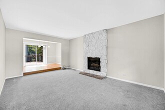 642 Dunham Rd in Gurnee, IL - Building Photo - Building Photo