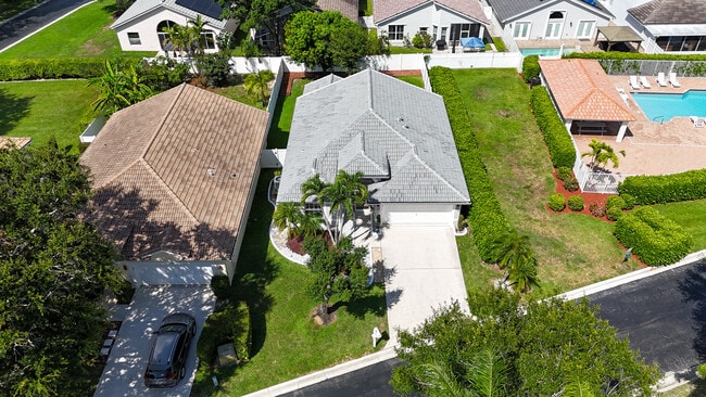 12204 Sunset Point Cir in Wellington, FL - Building Photo - Building Photo