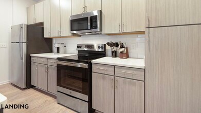 599 Tapestry Lp, Unit 04-306 in Memphis, TN - Building Photo - Building Photo