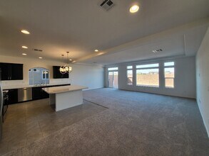 5866 Aurora Gold Ave in Las Vegas, NV - Building Photo - Building Photo
