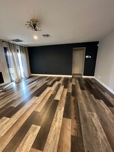 8633 Caribbean Ct in Las Vegas, NV - Building Photo - Building Photo
