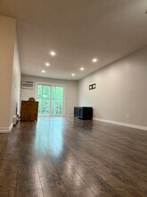 379 Huse Rd in Manchester, NH - Building Photo - Building Photo