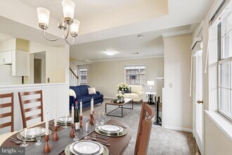 5708 Chapman Mill Dr in North Bethesda, MD - Building Photo - Building Photo