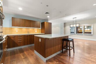 311 NW 12th Ave in Portland, OR - Building Photo - Building Photo