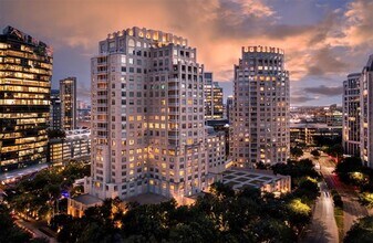 2525 N Pearl St in Dallas, TX - Building Photo - Building Photo