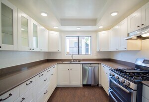 2001 E 21st St, Unit 0242 in Signal Hill, CA - Building Photo