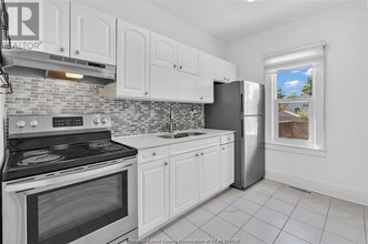 1725 Lincoln Rd in Windsor, ON - Building Photo - Building Photo