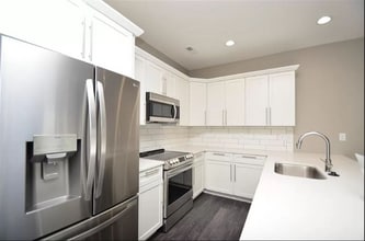 660 SE Greyson Ln in Waukee, IA - Building Photo - Building Photo