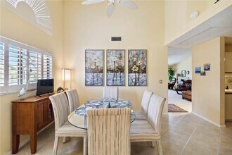 5624 Ashton Lake Dr in Sarasota, FL - Building Photo - Building Photo