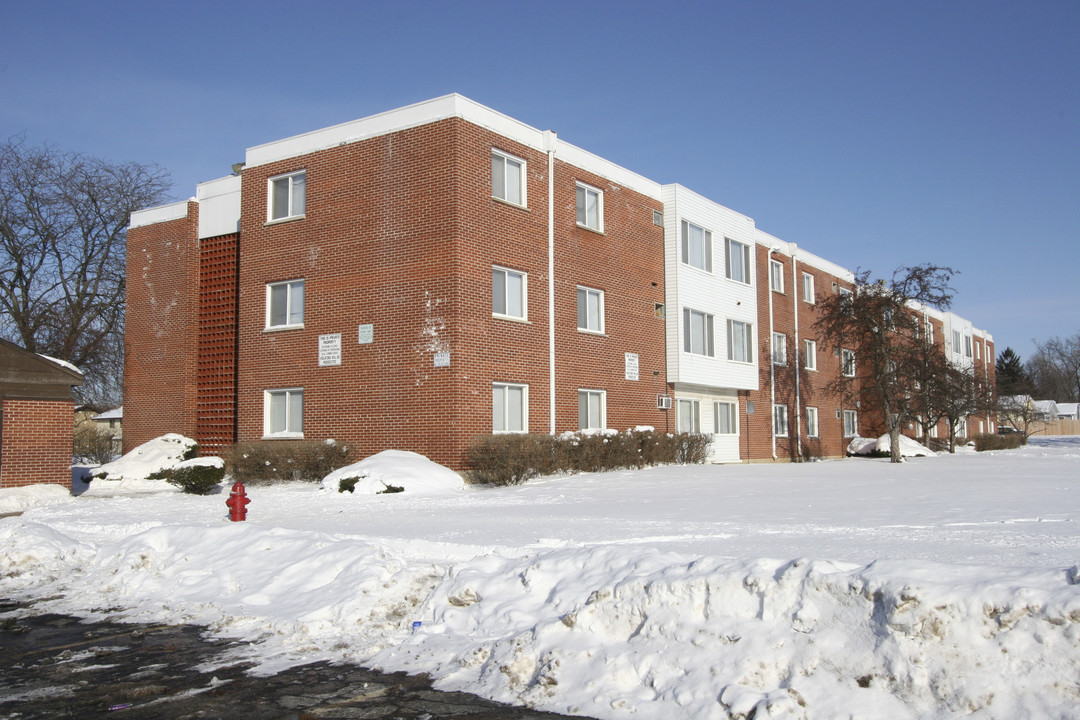 Harbor Village Apartments in Aurora, IL - Foto de edificio