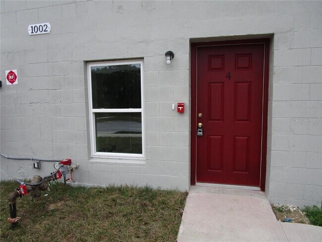1002 E McDonald Ave in Eustis, FL - Building Photo - Building Photo