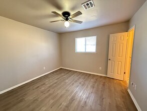 1933 E 51st Pl in Tulsa, OK - Building Photo - Building Photo