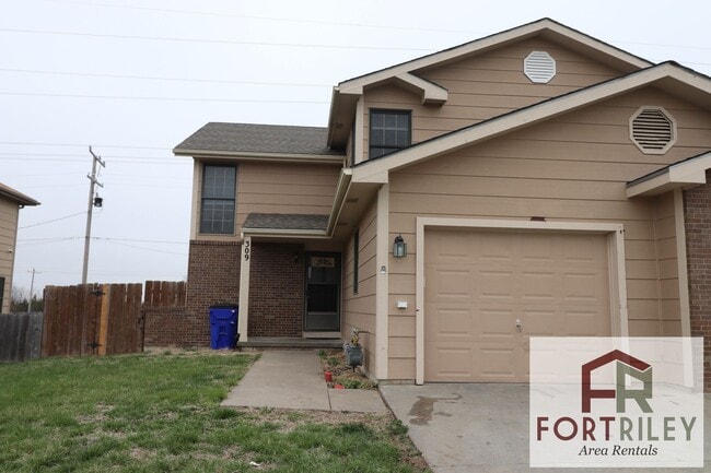 309 Commanche Ct