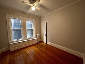 261 Beacon St, Unit 61 in Boston, MA - Foto de edificio - Building Photo