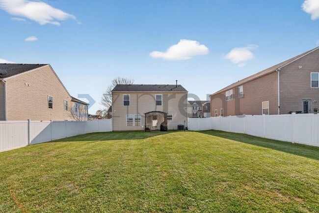 504 Zander Woods Ct in Mount Holly, NC - Building Photo - Building Photo