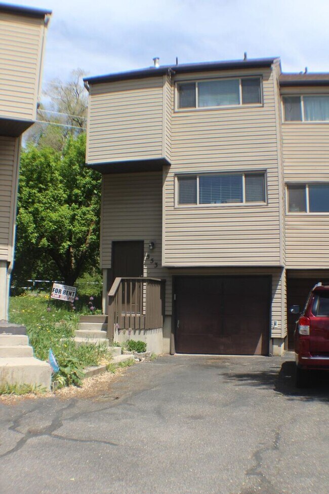 553 E 200 N in Logan, UT - Building Photo - Building Photo