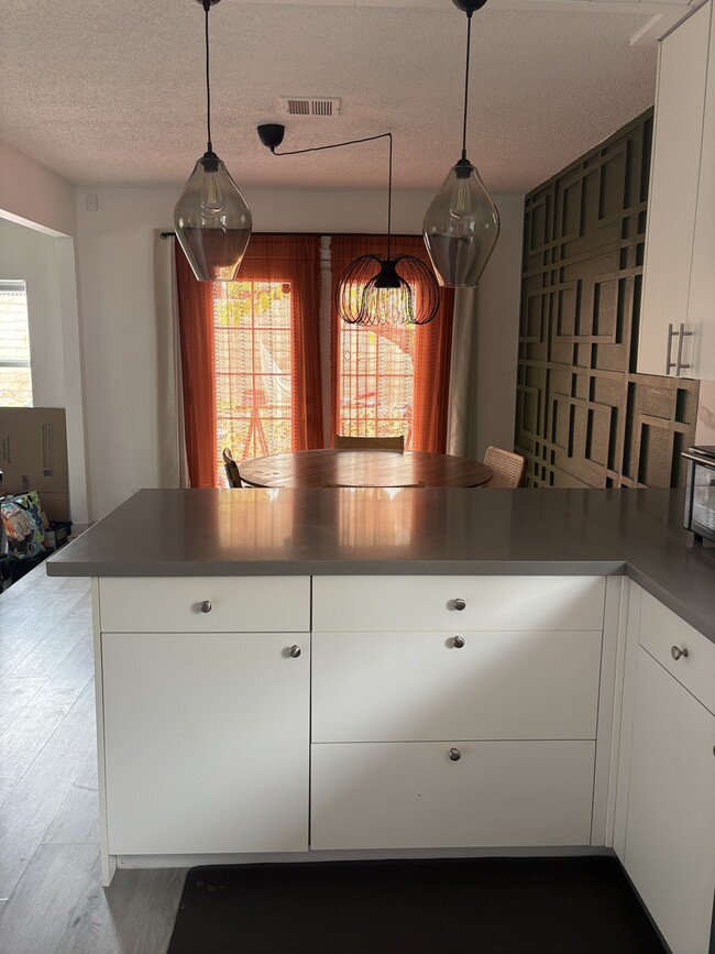 3397 Bancroft Cir in Las Vegas, NV - Building Photo - Building Photo