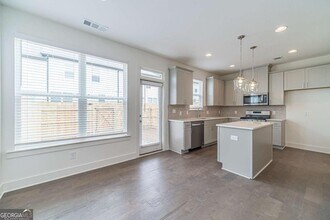 56 Garrison Dr in Winder, GA - Building Photo - Building Photo