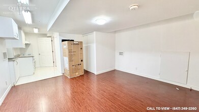 328 Williamson Dr W in Ajax, ON - Building Photo - Building Photo