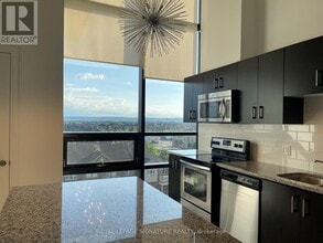 650 Sauve St in Milton, ON - Building Photo - Building Photo