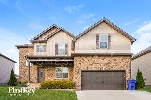 1586 Raven Rd in Clarksville, TN - Building Photo