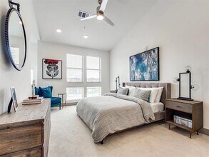 4020 McEwen Rd in Dallas, TX - Building Photo - Building Photo