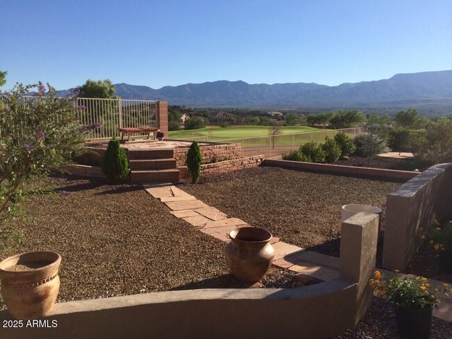 property at 5715 E la Privada Dr