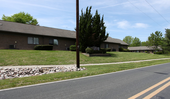 Crestfield Apartments in Wendell, NC - Foto de edificio - Building Photo