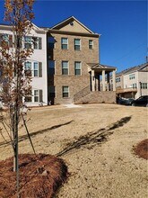 2481 Georgetown Ave in Atlanta, GA - Building Photo - Building Photo