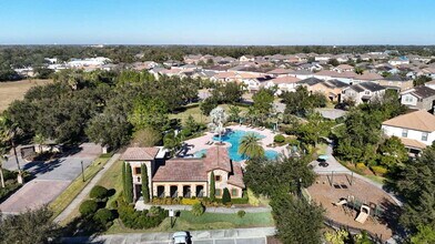 1016 Oliveto Verdi Ct in Brandon, FL - Building Photo - Building Photo