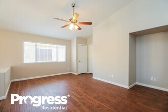 44 E Coral Bean Dr in San Tan Valley, AZ - Building Photo - Building Photo