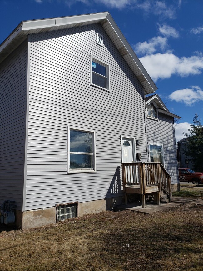 1001 N 6th St in Wausau, WI - Building Photo - Building Photo