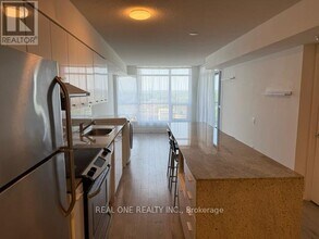 33-1233 Singer Ct in Toronto, ON - Building Photo - Building Photo