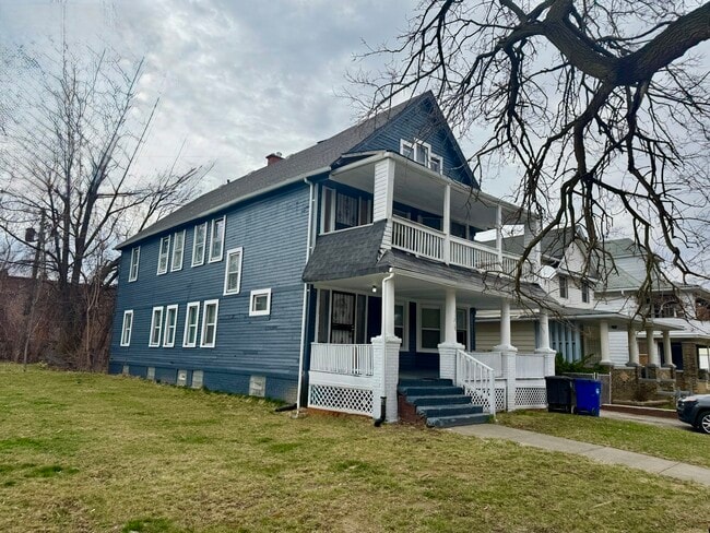 11215 Whitmore Ave in Cleveland, OH - Building Photo - Building Photo