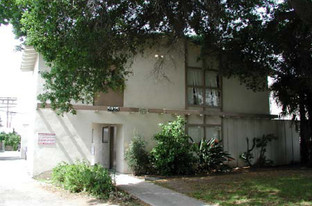 5935 Cedros Ave Apartments